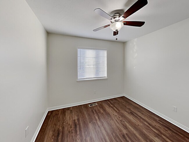 Building Photo - 7898 Cochise Way