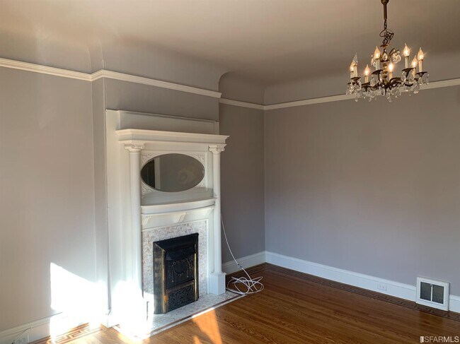 Building Photo - 238 8th Ave