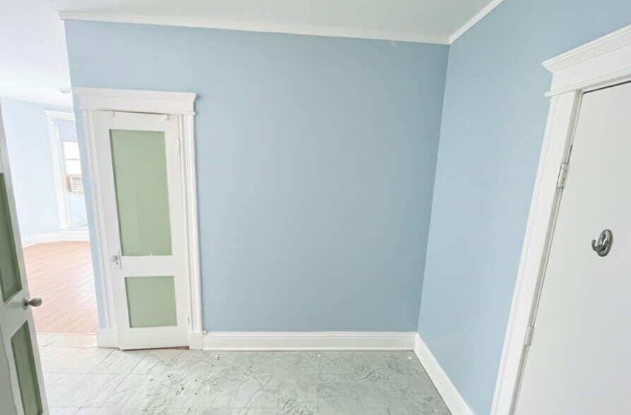 Building Photo - 1625 Commonwealth Ave