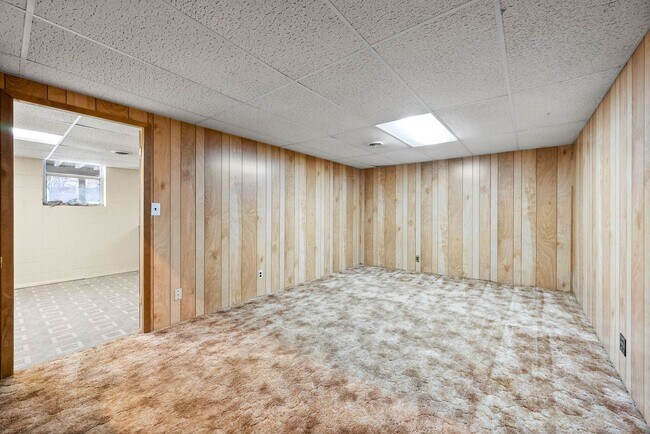 Building Photo - 3 Bedroom Home for Rent in St. B!
