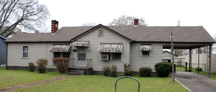 Building Photo - Fenced yard in heart of Decatur!