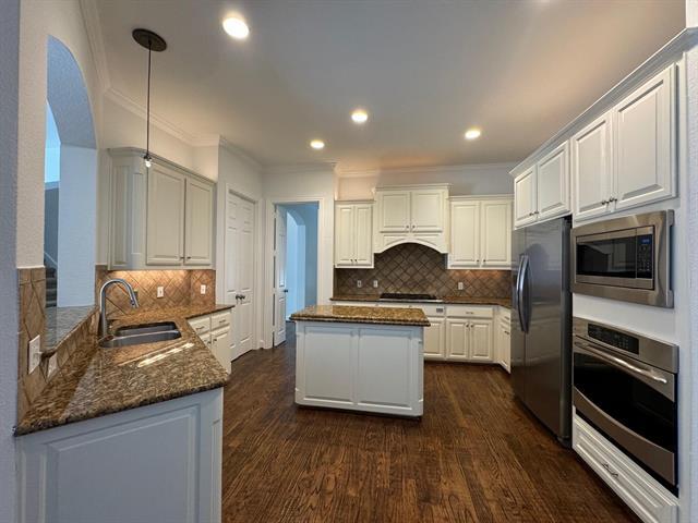 Building Photo - 3780 Navarro Way