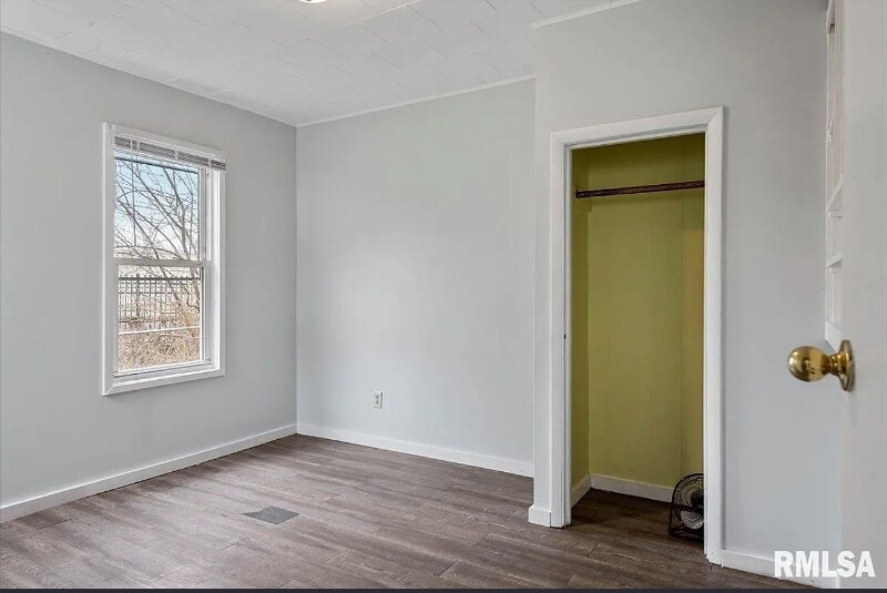 Building Photo - 1127 N 6th St