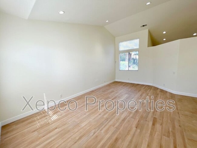 Building Photo - 68450 Pasada Rd