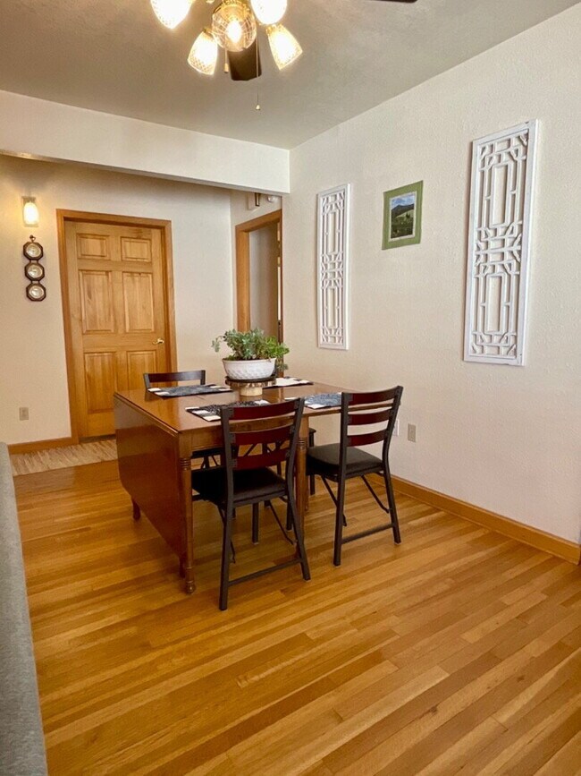 Building Photo - Charming 2-Bedroom Corner Lot Home with Be...