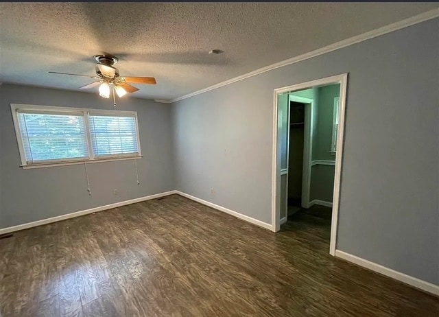 Building Photo - 1029 Edgewood Dr