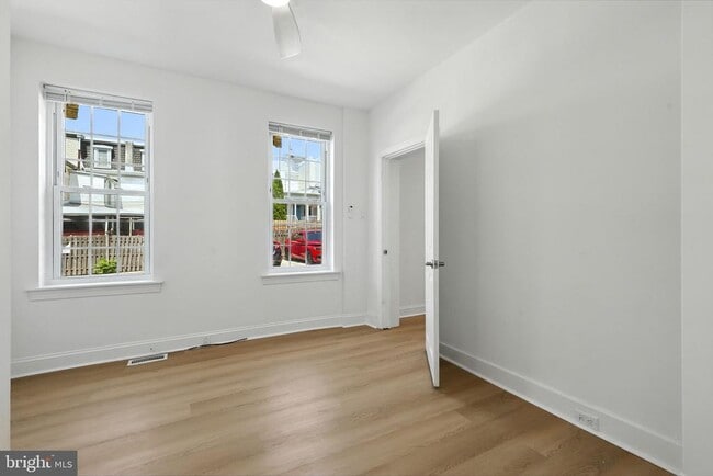Building Photo - 3871 Terrace St