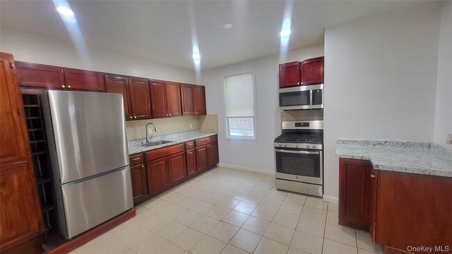 Building Photo - 49 Carroll St