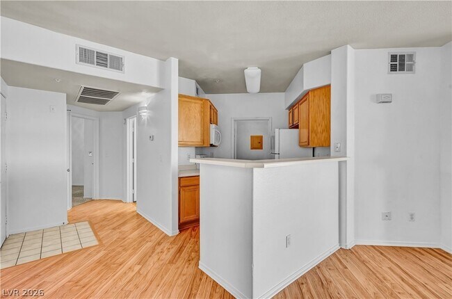 Building Photo - 7147 S Durango Dr