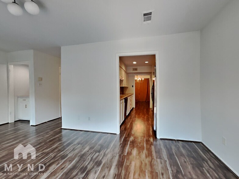 Building Photo - 5810 Langfield Rd