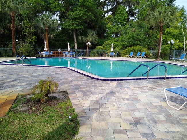 Building Photo - Wax Myrtle Woods