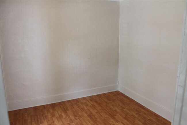 Building Photo - 1512 Sayre St