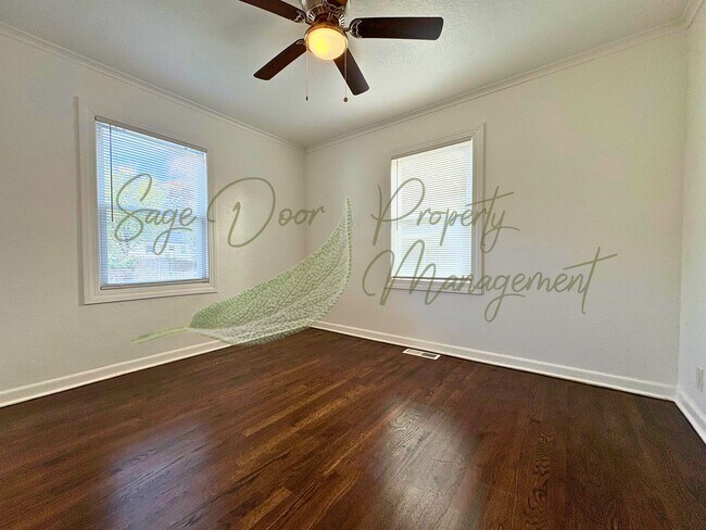 Building Photo - 5 BEDROOM IN INDEPENDENCE!!!