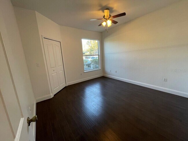 Building Photo - 5821 Legacy Crescent Pl