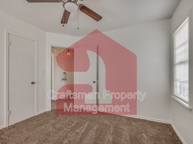 Building Photo - 2017 Downing St