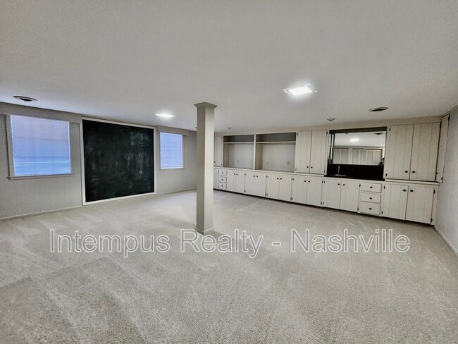Building Photo - 8124 Devens Dr