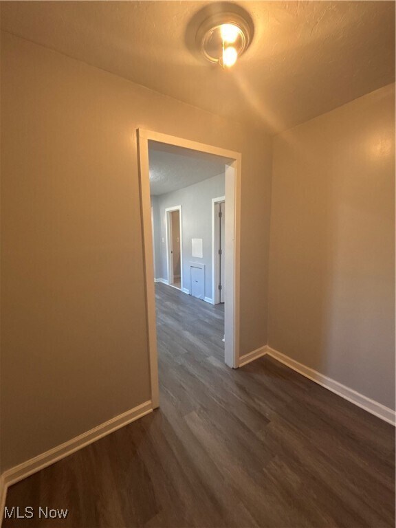 Building Photo - 3119 W 56th St