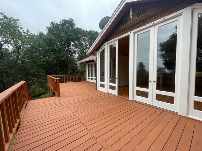 Building Photo - 15480 Peach Hill Rd