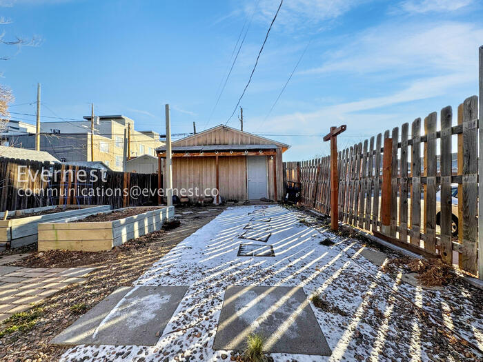 Building Photo - 4902 Meade St