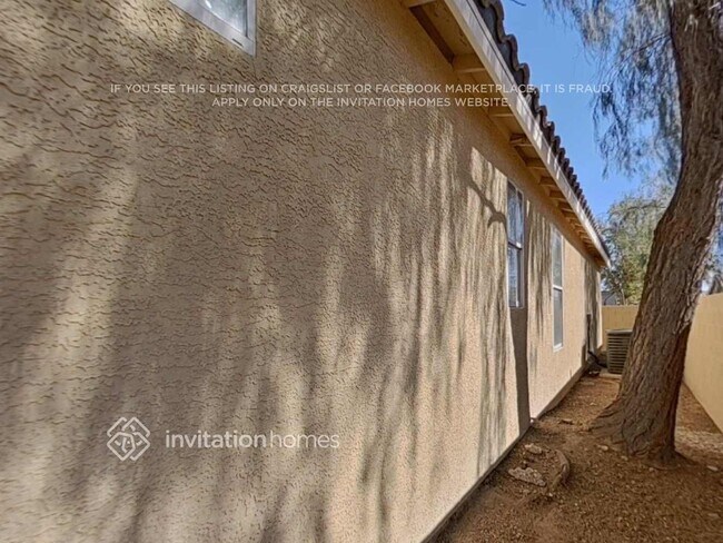 Building Photo - 4937 Droubay Dr