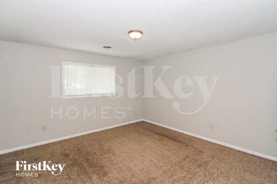 Building Photo - 4183 Rosewind Cir