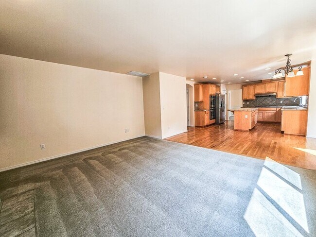 Building Photo - 4424 239th Pl SE