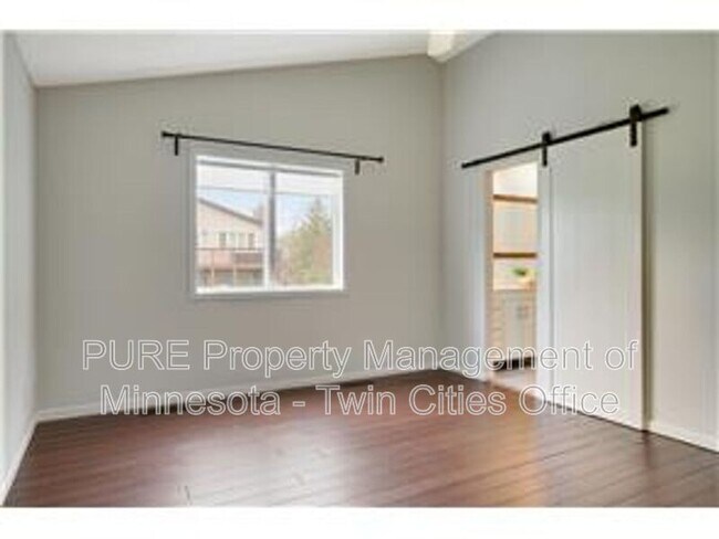 Building Photo - 9994 Dunberry Cir