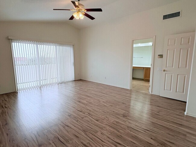 Building Photo - Spacious 4BR/3BA Two-Story Home Near Sabino Canyon