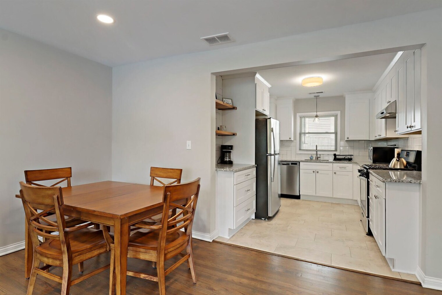 Building Photo - 1428 North Ave