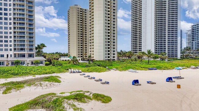 Building Photo - 2800 N Ocean Dr