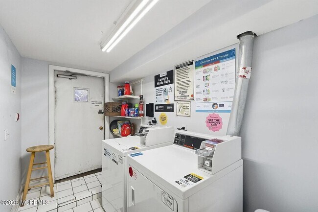 Building Photo - 79 Garden St