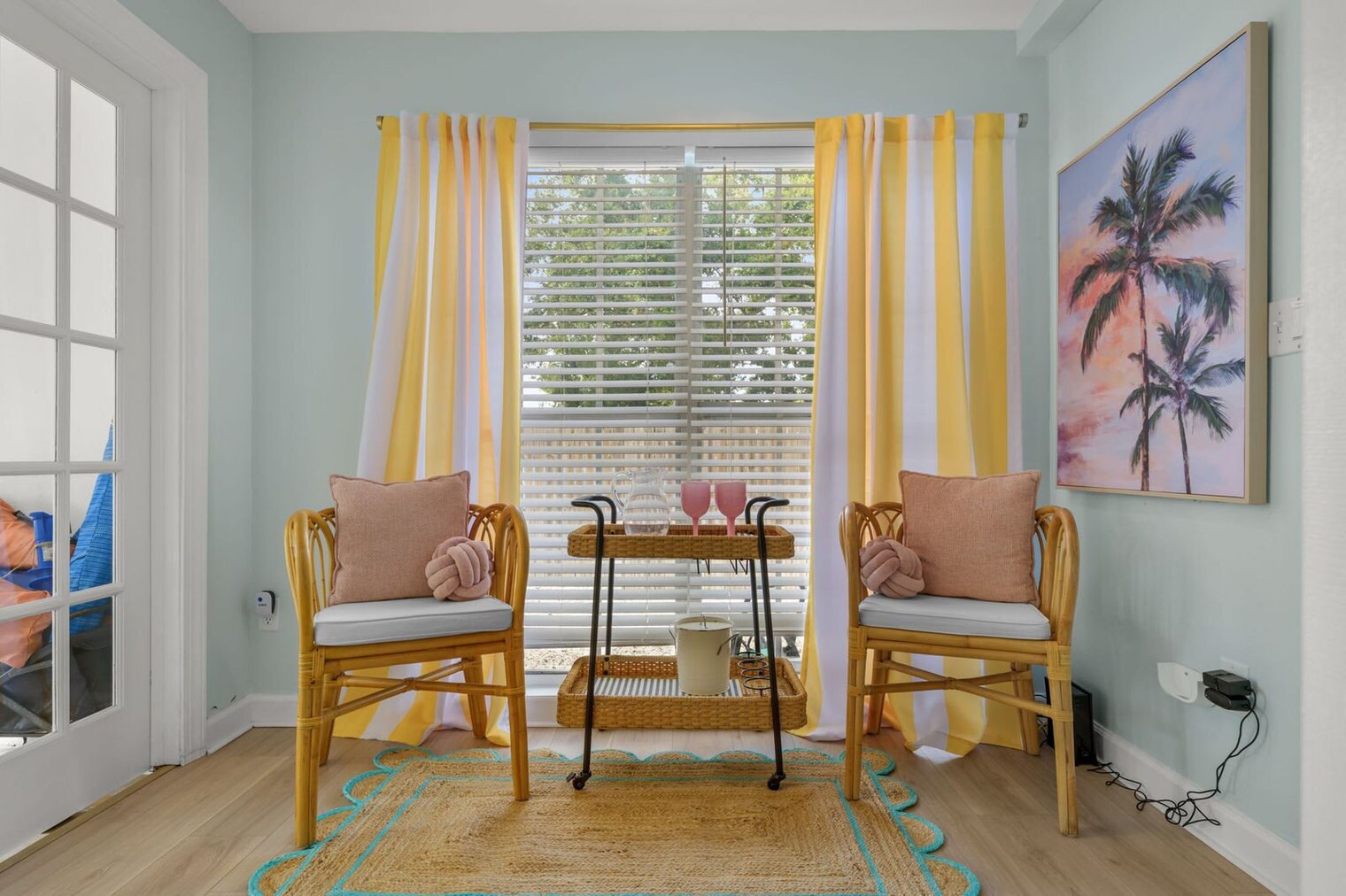 Building Photo - 522 31st St W