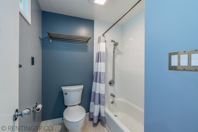 Building Photo - 940 Natoma St