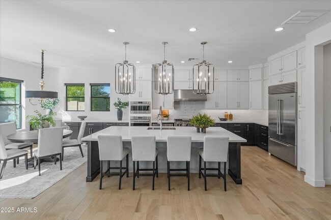 Building Photo - 3890 E Andalusia Ave