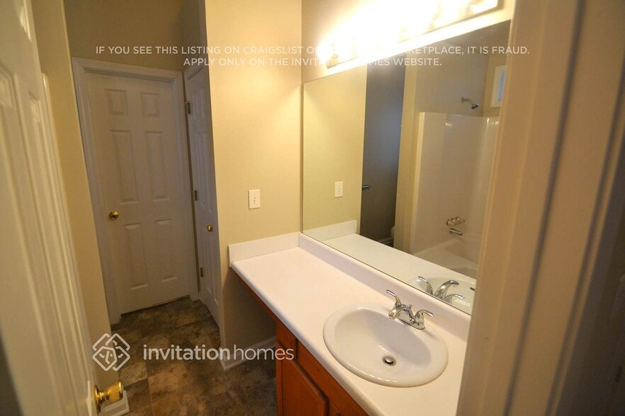 Building Photo - 765 Kibbe Cir NW