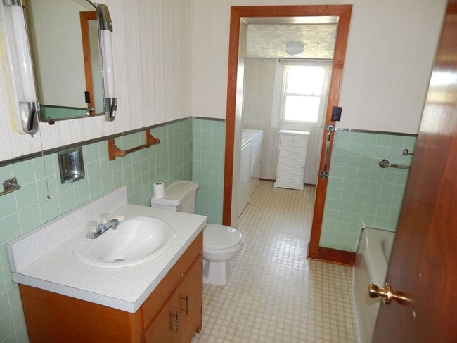 Building Photo - 3755 Dairy Rd