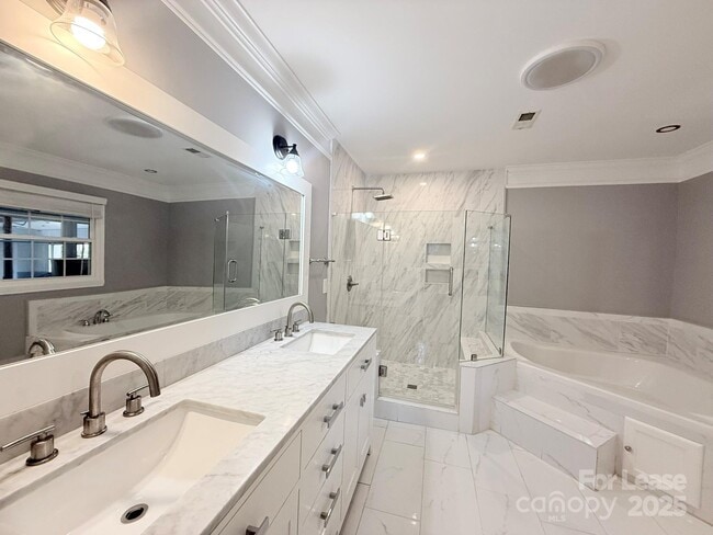 Building Photo - 6124 Williams Rd