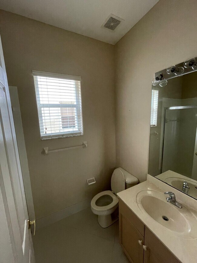 Building Photo - 9261 Delemar Ct