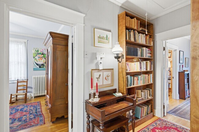 Building Photo - 303 Westwood Ave