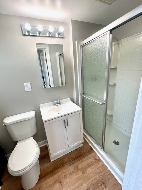 Bathroom 1 - 38 Brown St