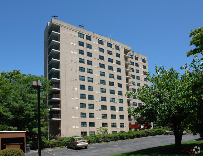 Building Photo - Wesley Hall Apartments