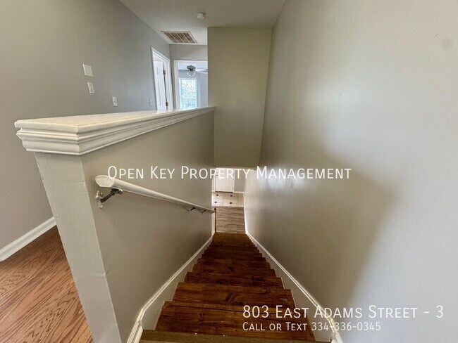 Building Photo - 803 E Adams St