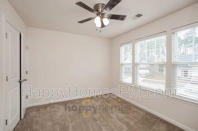 Building Photo - 350 Spectrum Rd