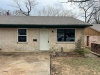 Building Photo - 1212 W Hunt St