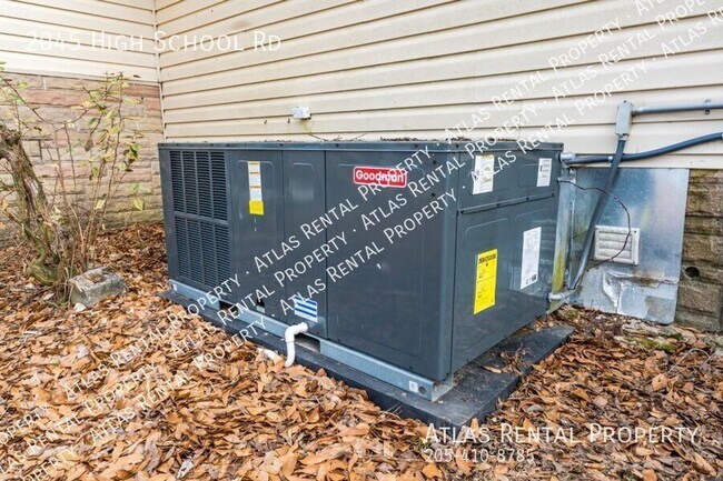 Building Photo - 2045 High School Rd