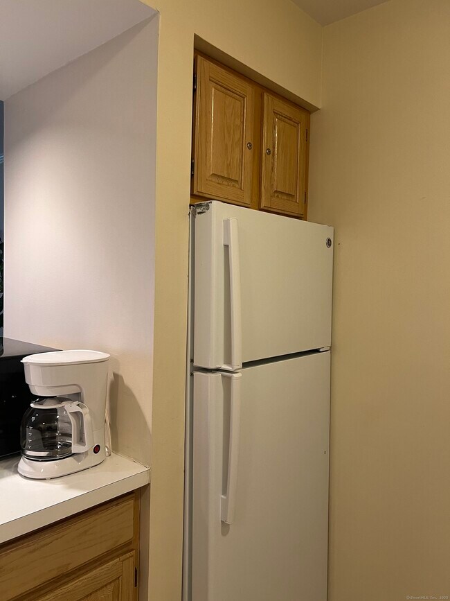 Building Photo - 912 Old Pond Ln