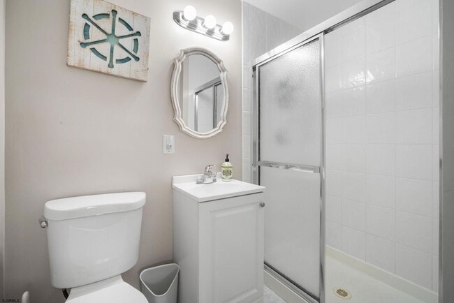 Building Photo - 10 Explorer Rd