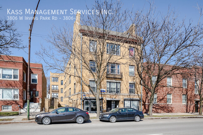 Building Photo - 3806 W Irving Park Rd