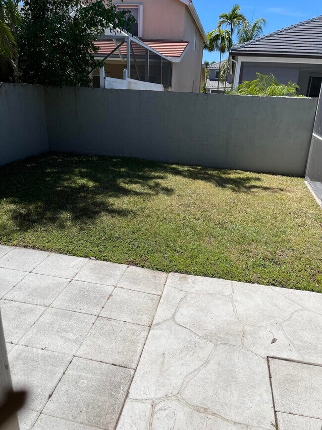 Building Photo - 20886 Avenel Run