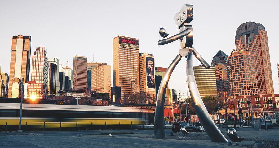 Building Photo - 2627 Live Oak St